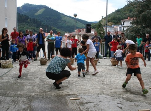 Ederto ibili ziren Wenzeslao Orbeako jaietan