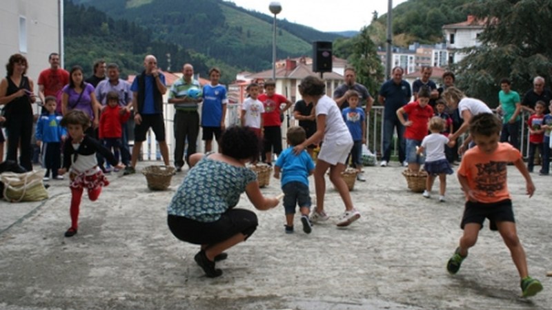 Ederto ibili ziren Wenzeslao Orbeako jaietan