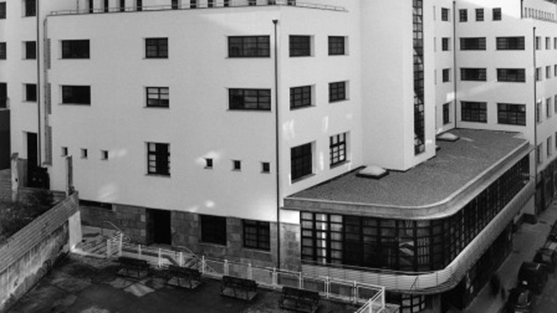 [EFEMERIDEAK] Abenduak 18