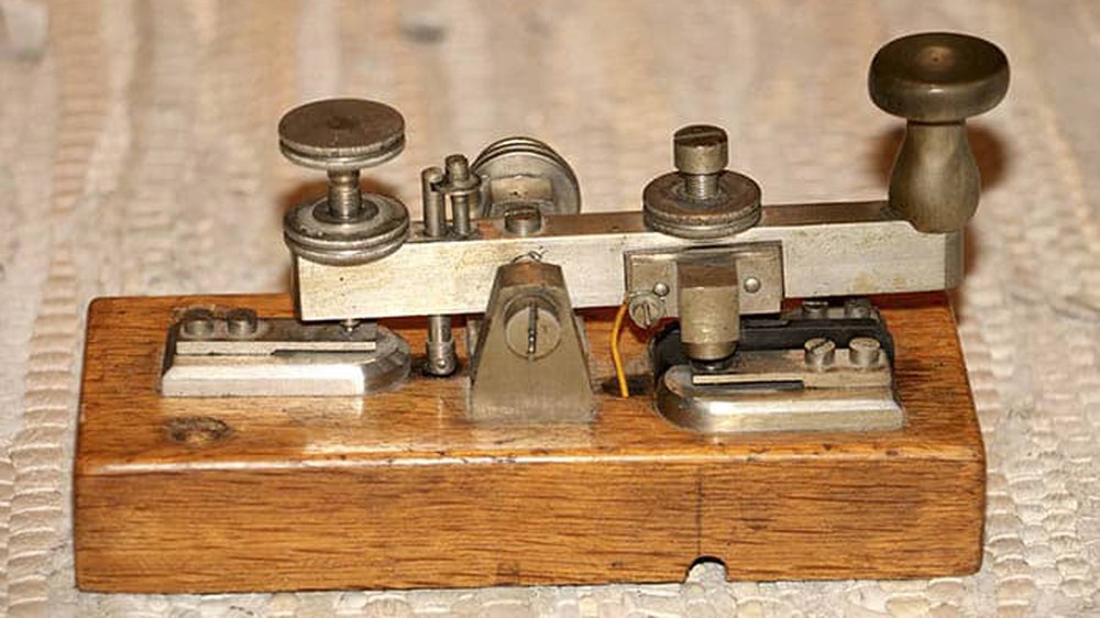 [EFEMERIDEAK] Urriak 25