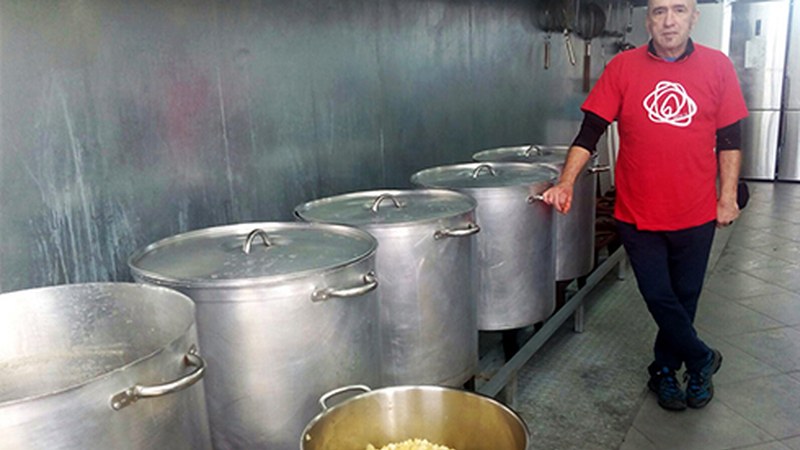 EFREN FLORES: "Norberaren balioak aldatzen ditu horrelako esperientzia batek”