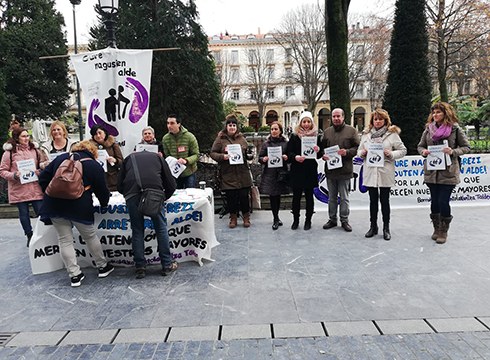 Egogain Gerontologia Zentruko langileek kontzentrazio zaratatsuak deitu dituzte bihar eguerdirako