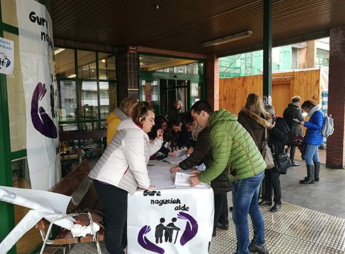 Egogain Gerontologia Zentrukoek mobilizazio gehiago deitu dituzte aste honetarako