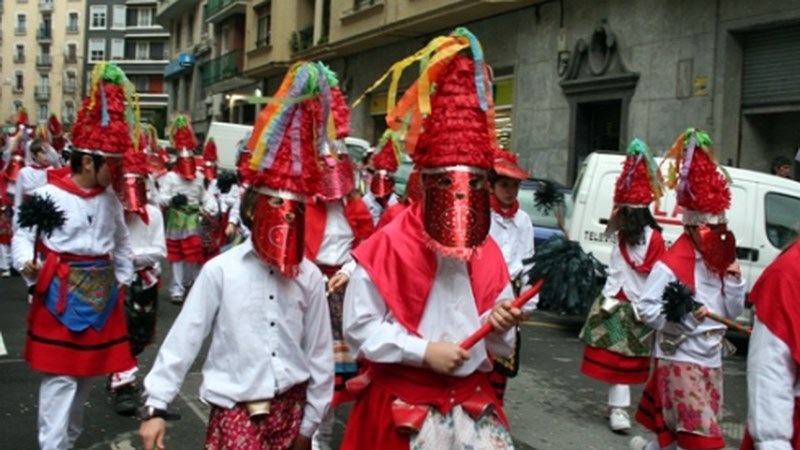 Eguen Zuriko kalejirek trafikoari eragingo diote