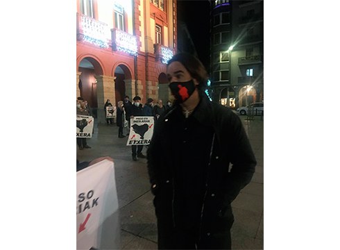 Egueneko presoen aldeko elkarretaratzean gertatutakoari erantzuna emateko agerraldia egingo dute bihar