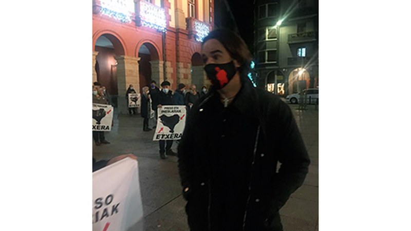 Egueneko presoen aldeko elkarretaratzean gertatutakoari erantzuna emateko agerraldia egingo dute bihar