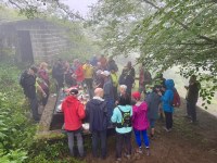 Eguraldi lainotuari egin zioten aurre Deporrekoek Iradier-ekin egindako senidetze egunean