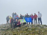 Eguraldi lainotuari egin zioten aurre Deporrekoek Iradier-ekin egindako senidetze egunean