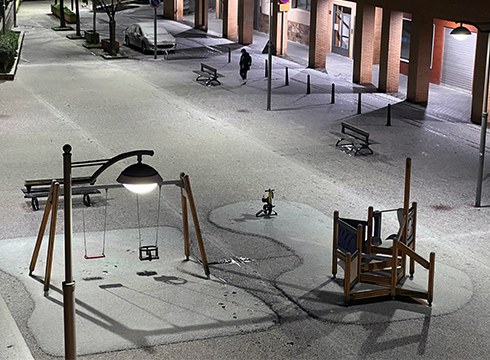 [ARGAZKI-BILDUMA] Zuri esnatu da Eibar eta ekaitzak egongo dira egunean zehar