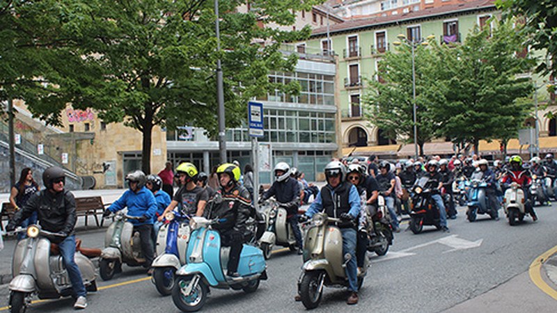 Ehun bat Lambretta elkartuko dira zapatu goizean Untzagan