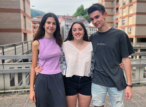 Eibar BHI-ko ikasleek umeentzako jokoak eskainiko dituzte barixakuan Untzagan