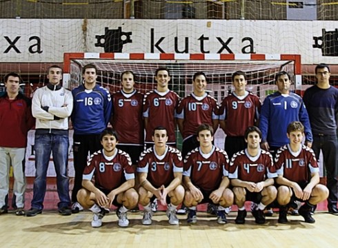 Eibar Eskubaloia mailaz igotzeko partidu bakarrera