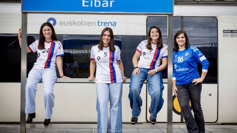 Eibar Eskubaloiak eta Euskotrenek indarrak batu dituzte klubaren emakumezkoen saila indartzeko