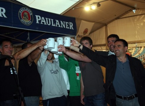 Eibar Eskubaloiak inauguratu du Garagardo Ferixa