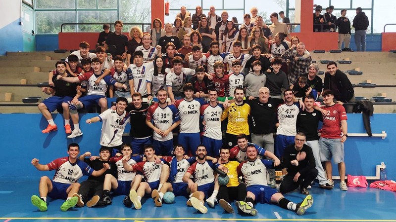 Eibar Eskubaloiko bigarren taldeak Euskal Ligara igotzeko play-offa jokatuko du asteburuan