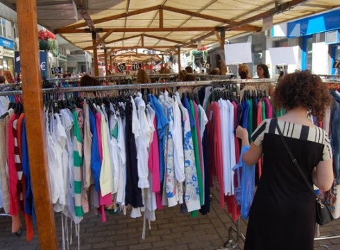 Eibar Factoring neguko beherapenen azoka bihartik aurrera zabalik