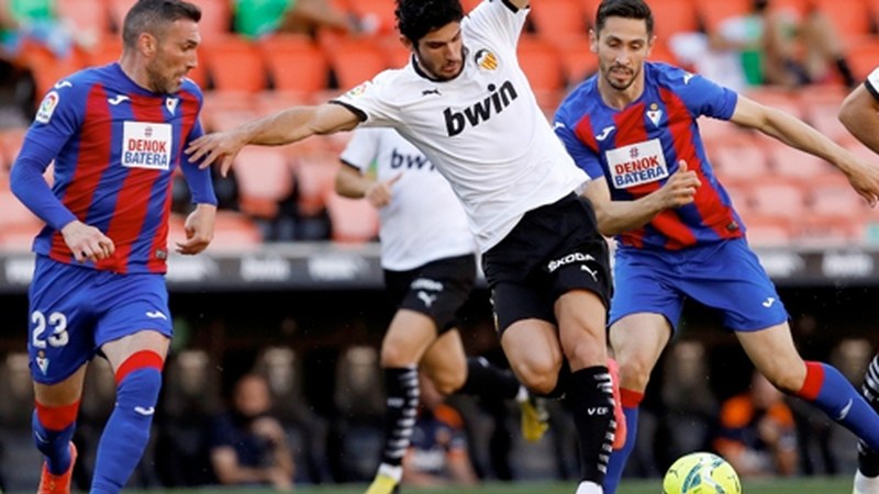 Eibar FT Bigarren Mailara jaitsi da