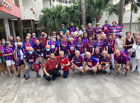 Eibar FT-k gaur Tenerifen jokatuko duen partidurako girotzen Eibar FT-k gaur Tenerifen jokatuko duen partidurako girotzen