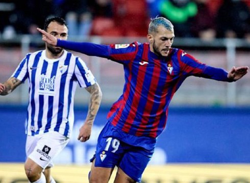 Eibar FT-k Malagatik bidalitako sarrerak jarri ditu salgai 25 eurotan