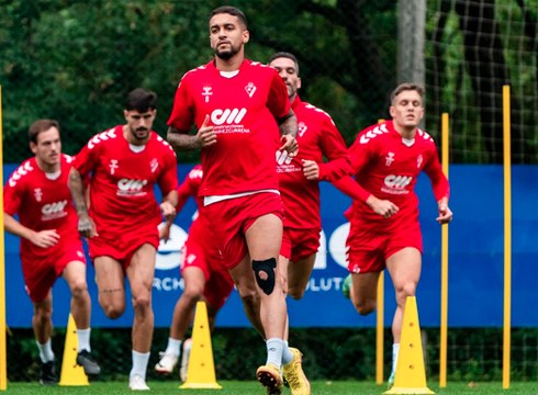 Eibar FT-ko bi talde nagusiek asteburuko partiduak prestatzen dihardute