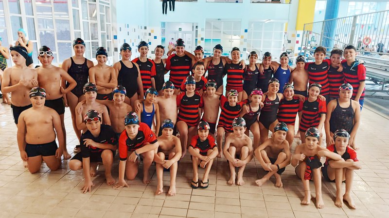 Eibar Igerixan klubak distira egin du Neguko Liga Probintzialean eta Eibarko Gabon Kopan