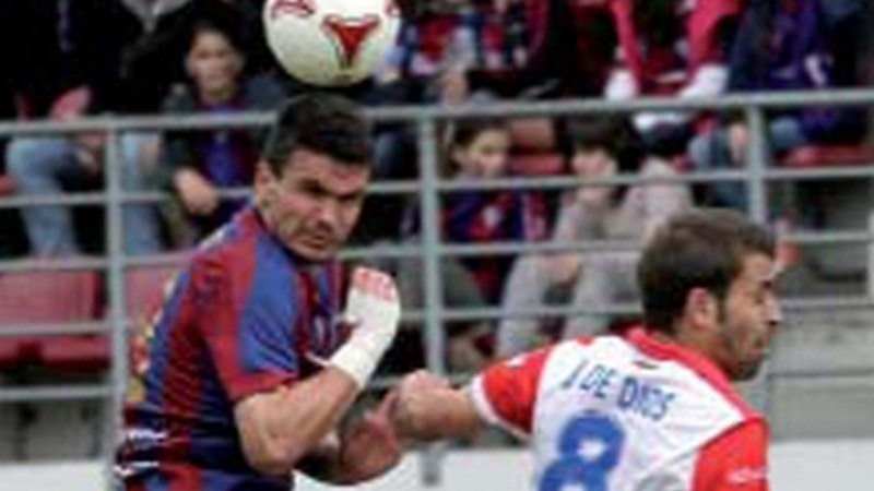 Eibar kanporaketa gainditzera