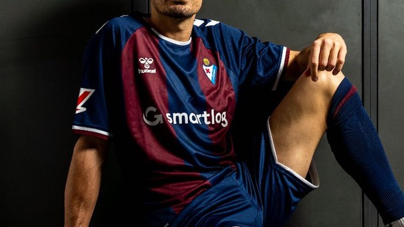 Eibar KE-k 2024/25 denboraldirako kamiseta aurkeztu du