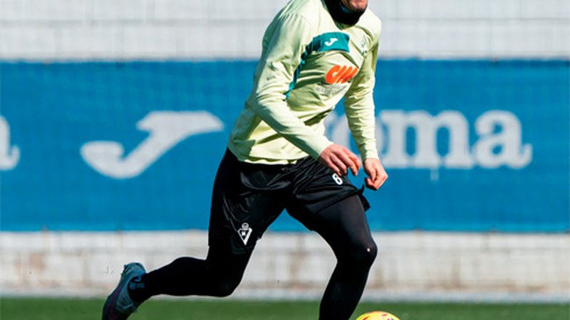 Eibar KE-k abonatuentzako sarrerak jarri ditu salgai zapatuko Burgosen aurkako partidurako