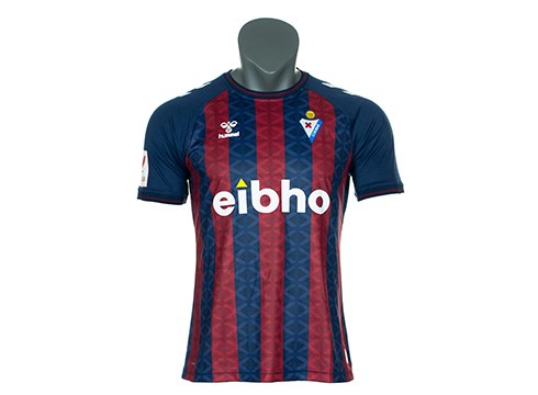 Eibar KE-k kamiseta berria aurkeztu du