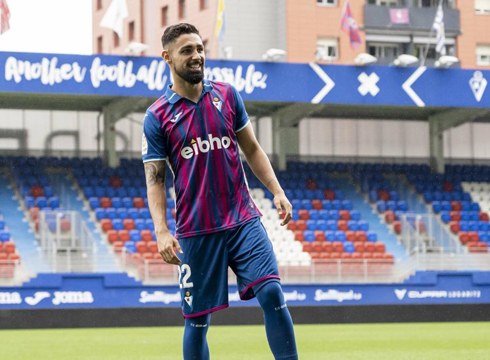 Eibar KE-k Peru Nolaskoain fitxatu du 2027ra arte