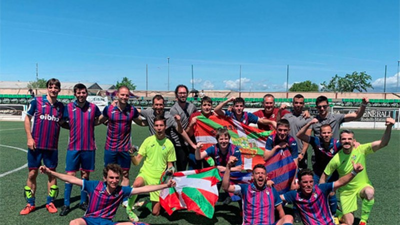 Eibar KE-ko bost jokalari PC futboleko Espainiako selekzioarekin Europako Txapelketan
