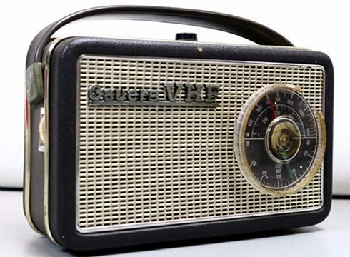 Eibar Lab's egitasmoaren harira domekarako “Micro_FM: zure irrati propioa eraiki” tailerra antolatu dute