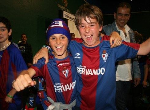 Eibar mailaz igotzeko ospakizunak gaur arratsaldean izango dira