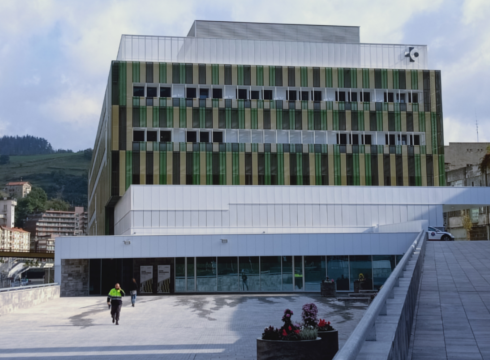 Eibar Ospitalea izango da COVID-19 gaitza duten gaixoak artatzeko erreferentziazko zentroa Gipuzkoan