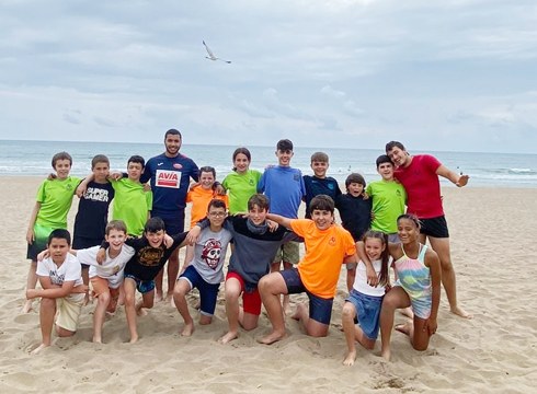 Eibar Rugby Taldeko udako udalekua hasi zuten aurreko astean