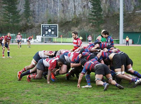 Eibar Rugbyko talde nagusiak burua altxatu ezinik asteburuko partiduetan
