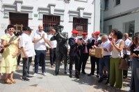 Eibar San Juan jaietan murgildu da, bero-boladaren erdian