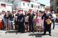 Eibar San Juan jaietan murgildu da, bero-boladaren erdian