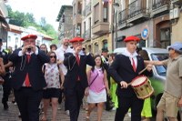 Eibar San Juan jaietan murgildu da, bero-boladaren erdian