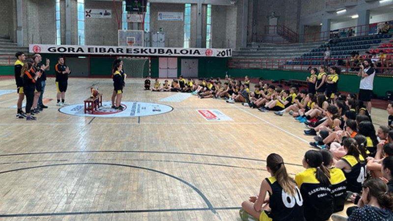 Eibar Saskibaloi Taldeak bere egun handia ospatu zuen aurreko zapatuan