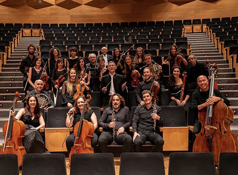 Eibarko artisten partaidetza izango duen kontzertua emango du zapatuan Andres de Egiguren orkestrak, Coliseon