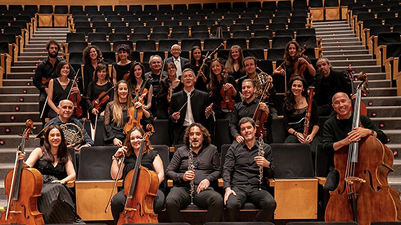 Eibarko artisten partaidetza izango duen kontzertua emango du zapatuan Andres de Egiguren orkestrak, Coliseon