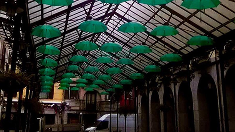 Eibarko Bizikleta Plaza kolore berdearekin argiztatuko dute Minbiziaren Munduko Egunaren harira