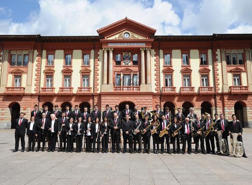 Eibarko Cielito Musika Bandaren gaueko emanaldia barixakuan