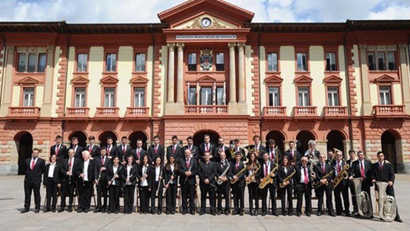 Eibarko Cielito Musika Bandaren gaueko emanaldia barixakuan