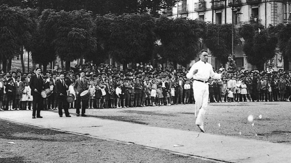 Eibarko dantzaera zaharrari buruzko mintegia egingo dute etzi Portalean