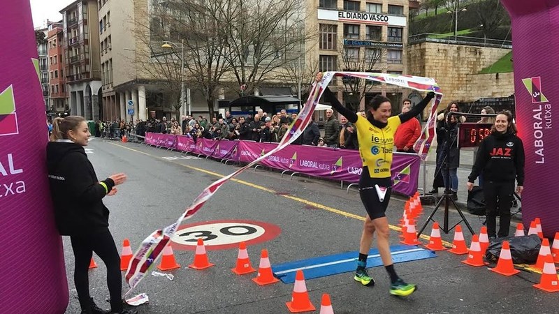 Eibarko Duatloia arriskuan dago: 20 boluntario gehiago behar dituzte biharko