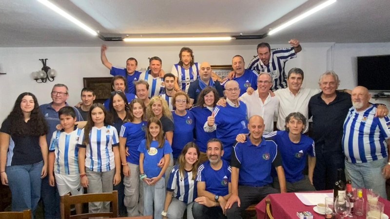 Eibarko Errealzaleak lagunarteak bere 27. urteurrena ospatu du