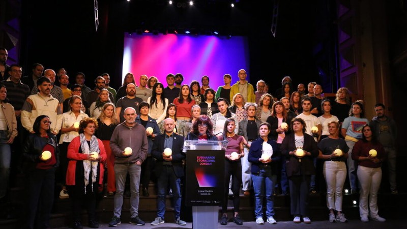 Eibarko euskalgintzak dei egin du Kontseiluak biharko antolatu duen Pizkundea ekitaldira joateko