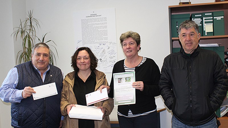 Gaur eguerdian banatu dituzte “Eibar aldeko euskara hiztegia” Argazki Digitalen lehiaketako sariak